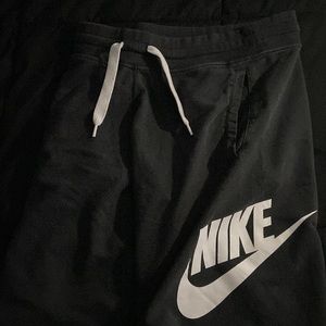 Men’s cotton Nike shorts
